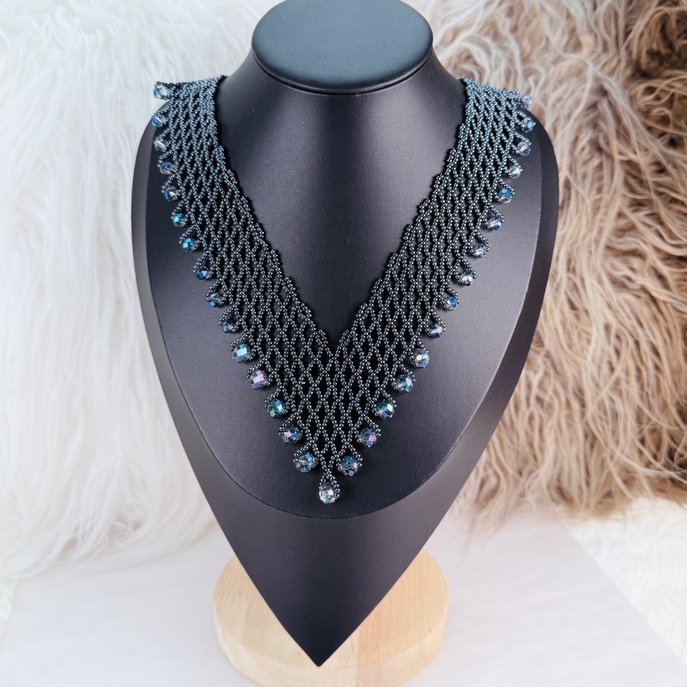 Beautiful beaded, long, blueish gray, reflective statement, necklace - Picture 8 of 9